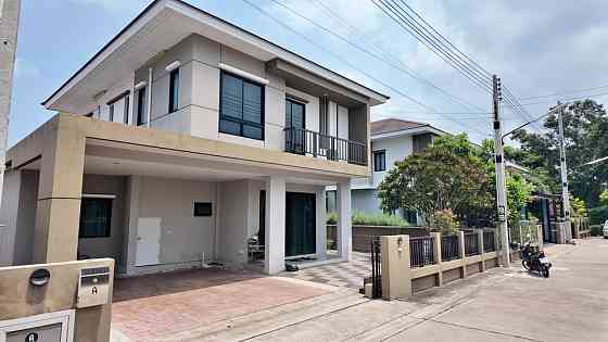 4 Bedroom Pool Villa for Sale near Pattaya Motorway Pattaya