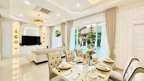 3 Bedroom Pool Villa for Sale in Pattaya Pattaya