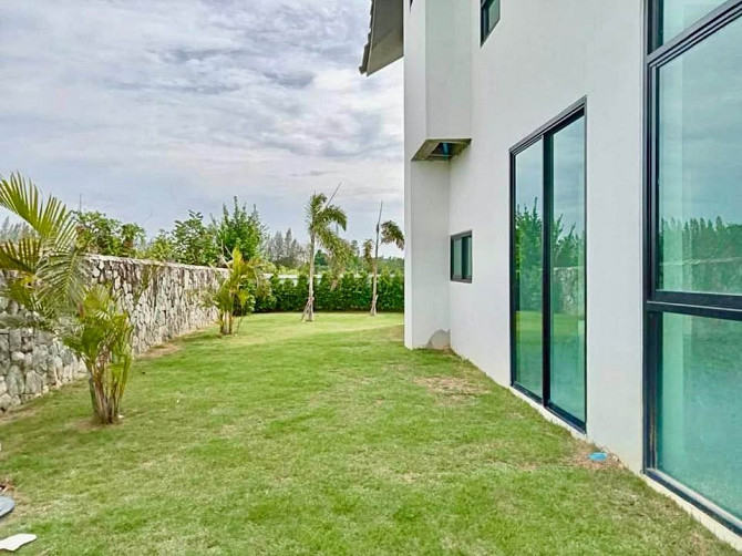 Villa avec piscine de 4 chambres à vendre à Nongprue Pattaya - photo 4