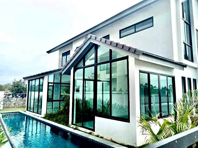 Villa avec piscine de 4 chambres à vendre à Nongprue Pattaya - photo 1
