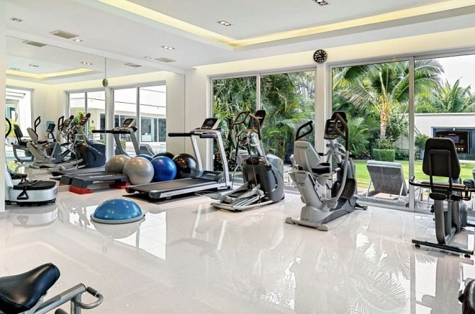 8 Bedroom Pool Villa for Sale Pattaya - photo 20