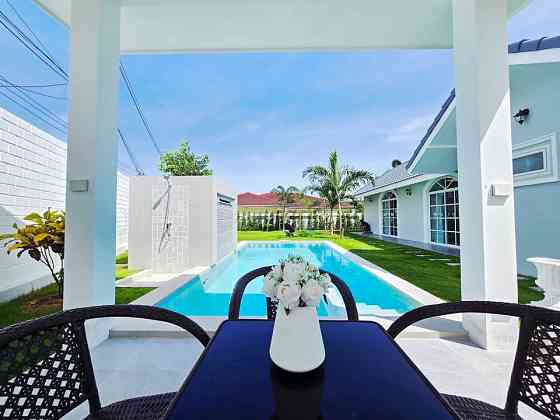 6 Bedroom Pool Villa for Sale in Tung Klom Tan Man Pattaya