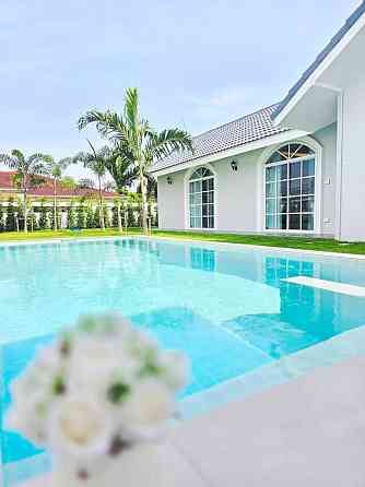 6 Bedroom Pool Villa for Sale in Tung Klom Tan Man Pattaya