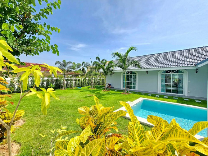 6 Bedroom Pool Villa for Sale in Tung Klom Tan Man Pattaya - photo 17