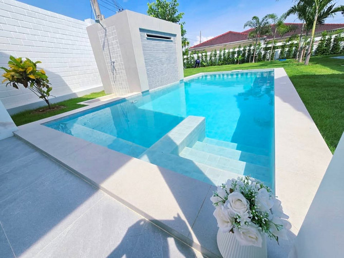 6 Bedroom Pool Villa for Sale in Tung Klom Tan Man Pattaya - photo 3