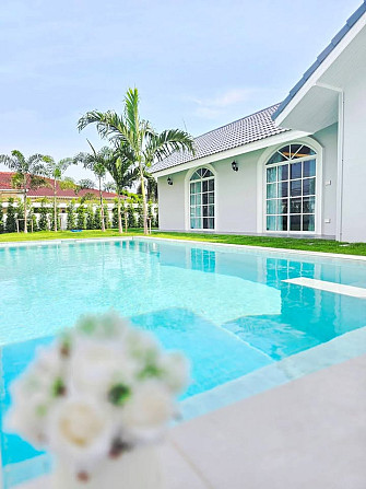 6 Bedroom Pool Villa for Sale in Tung Klom Tan Man Pattaya - photo 2