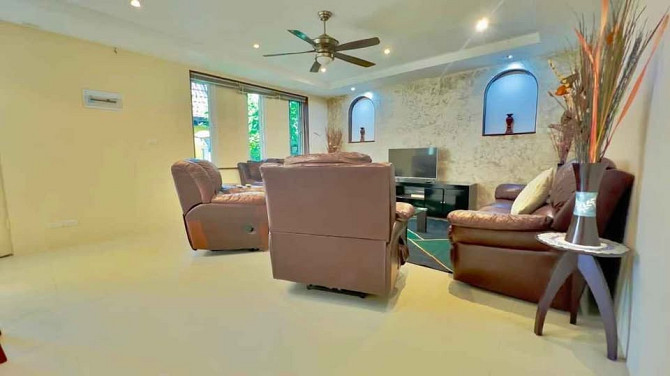 3 Bedroom Pool Villa for Sale in Pattaya Pattaya - photo 7