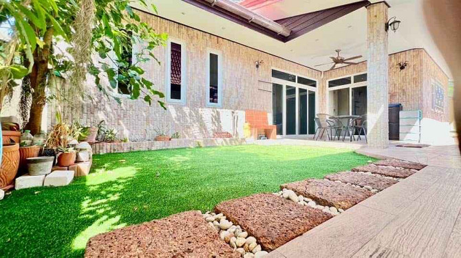 3 Bedroom Pool Villa for Sale in Pattaya Pattaya - photo 2