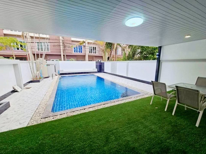 3 Bedroom Pool Villa for Sale with Direct Owner Financing Pattaya - photo 2