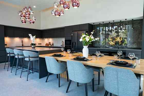 4 Bedroom Luxury Pool Villa for Sale Pattaya