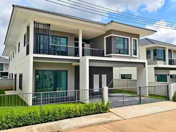 4 Bedroom House for Sale in Koh Kaew Phuket