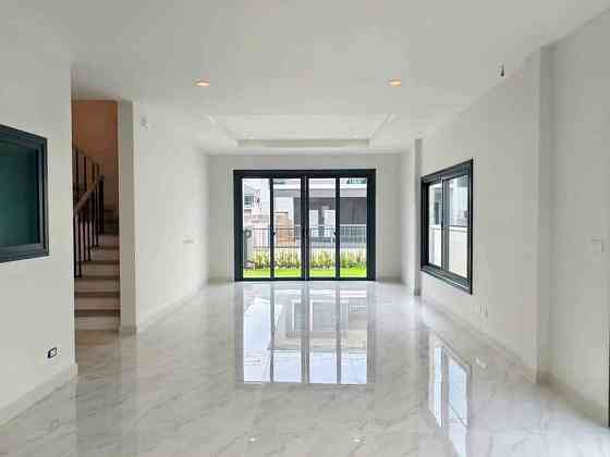 4 Bedroom House for Sale in Koh Kaew Phuket