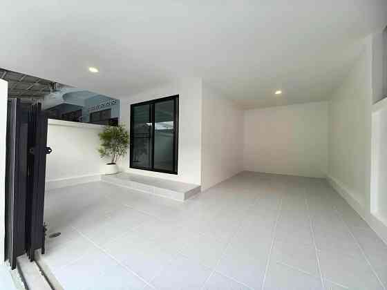 3 Bedroom Townhouse for Sale in City Center Phuket