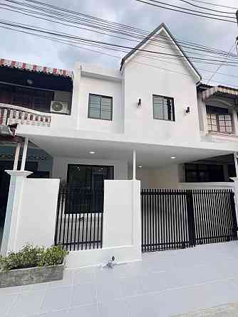3 Bedroom Townhouse for Sale in City Center Phuket