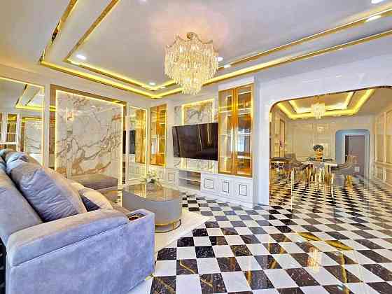 4 Bedroom Pool Villa for Sale in Pattaya Pattaya