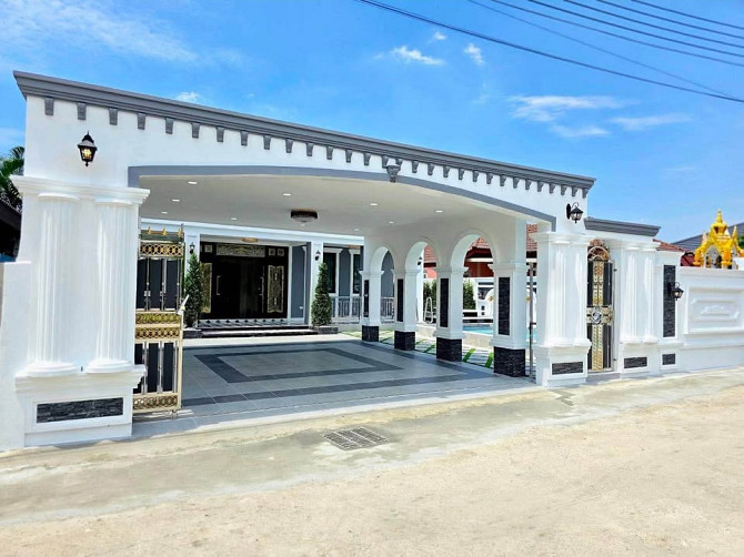 4 Bedroom Pool Villa for Sale in Pattaya Pattaya - photo 5
