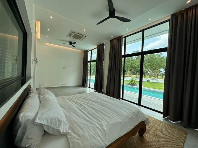 4 Bedroom Pool Villa for Sale on Golf Course Pattaya - photo 3