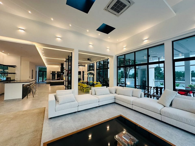 4 Bedroom Pool Villa for Sale on Golf Course Pattaya - photo 14