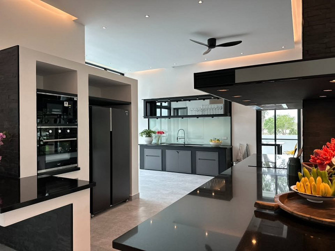 4 Bedroom Pool Villa for Sale on Golf Course Pattaya - photo 9