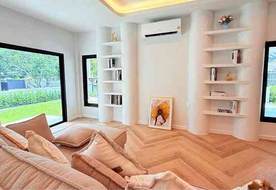 3 Bedroom Pool Villa for Sale in South Pattaya Pattaya