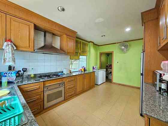 3 Bedroom Pool Villa for Sale in East Pattaya Pattaya