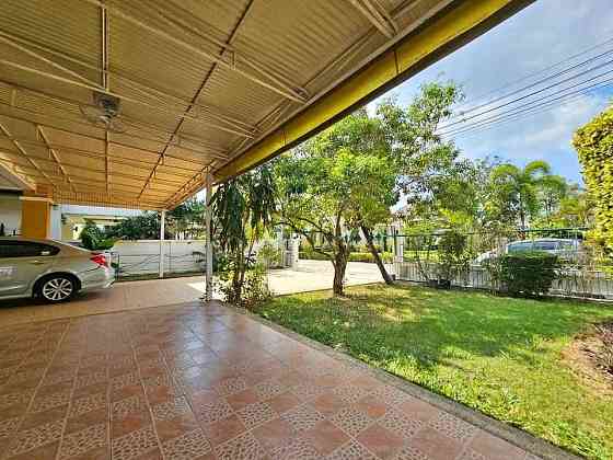 3 Bedroom Pool Villa for Sale in East Pattaya Pattaya