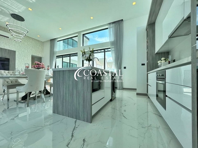4 Bedroom Pool Villa for Sale in East Pattaya Pattaya - photo 4