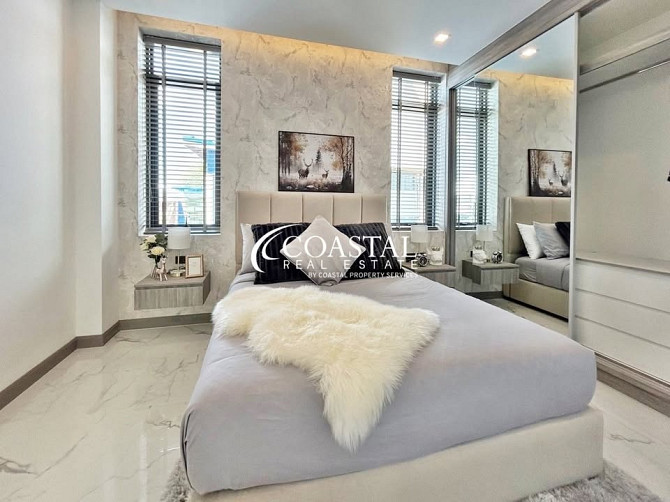 4 Bedroom Pool Villa for Sale in East Pattaya Pattaya - photo 19