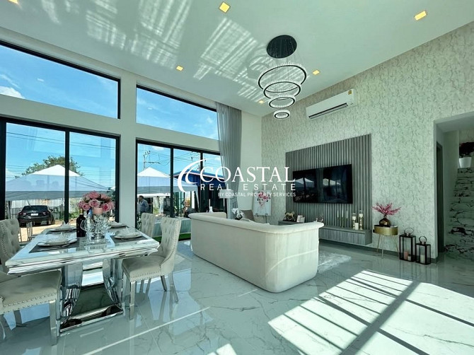 4 Bedroom Pool Villa for Sale in East Pattaya Pattaya - photo 6