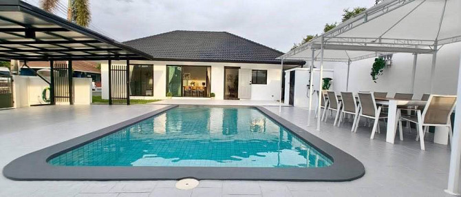 3 Bedroom Pool Villa for Sale in Pattaya Pattaya - photo 2
