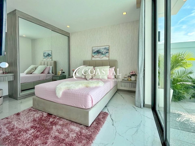 4 Bedroom Pool Villa for Sale in East Pattaya Pattaya - photo 9