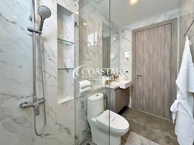 4 Bedroom Pool Villa for Sale in East Pattaya Pattaya - photo 15