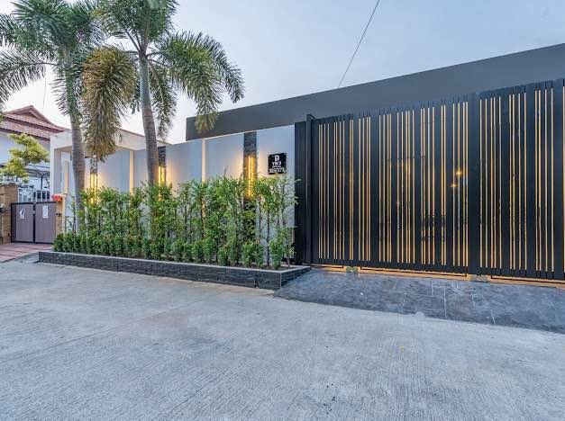 4 Bedroom Pool Villa for Sale in Central Pattaya Pattaya - photo 10