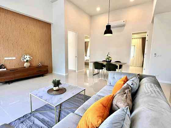4 Bedroom Pool Villa for Sale in Huai Yai Pattaya