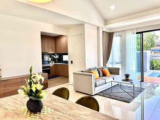 4 Bedroom Pool Villa for Sale in Huai Yai Pattaya