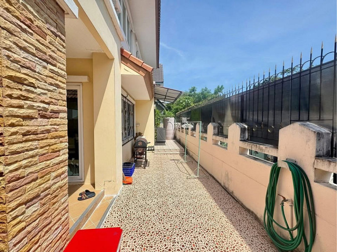 4 Bedroom Pool Villa for Sale in Thappraya Pattaya - photo 6