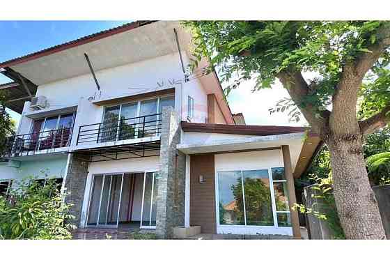 4 Bedroom Semi-Detached House for Sale in Bang Rak Samui