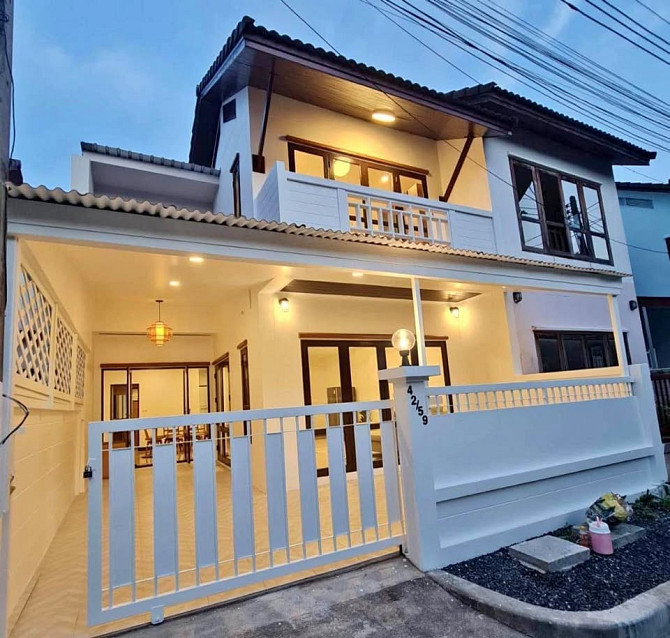 3 Bedroom House for Sale in Chaweng Samui - photo 1