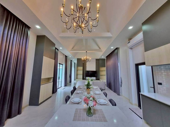 3 Bedroom Pool Villa for Sale in Pattaya Pattaya - photo 9