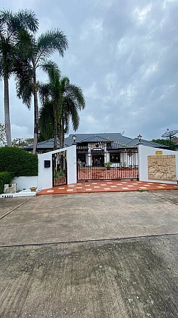 4 Bedroom Pool Villa for Sale in Pattaya Pattaya - photo 11