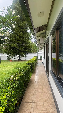 4 Bedroom Pool Villa for Sale in Pattaya Pattaya - photo 8