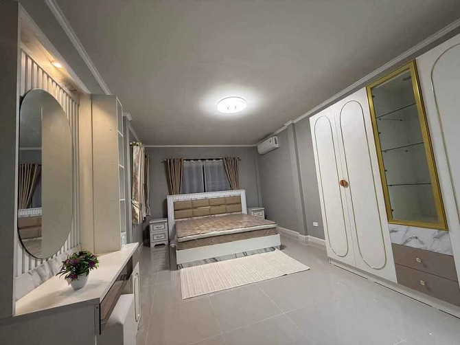 4 Bedroom Pool Villa for Sale in Pattaya Pattaya - photo 11