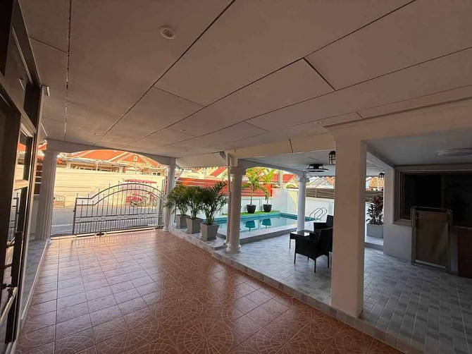 4 Bedroom Pool Villa for Sale in Pattaya Pattaya - photo 20