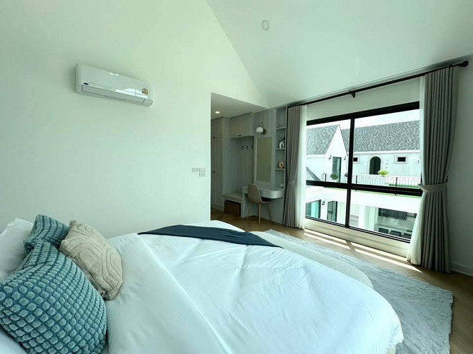 5 Bedroom Pool Villa for Sale near Pattaya Pattaya - photo 12