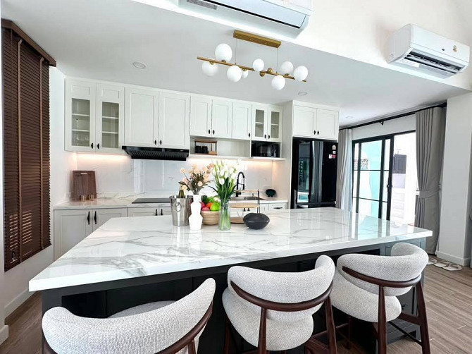 5 Bedroom Pool Villa for Sale near Pattaya Pattaya - photo 4