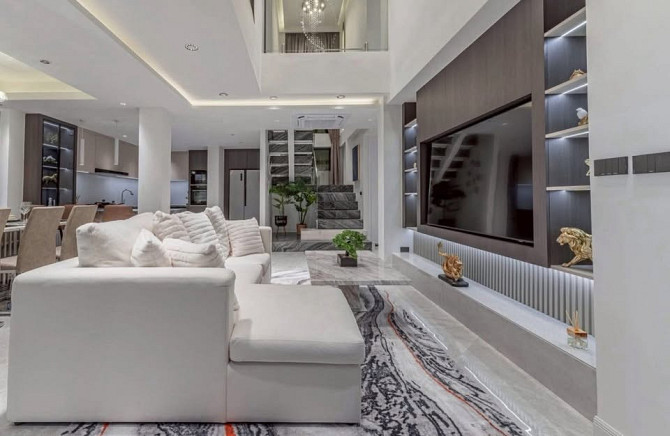 5 Bedroom Luxury Pool Villa for Sale in Pattaya Pattaya - photo 13