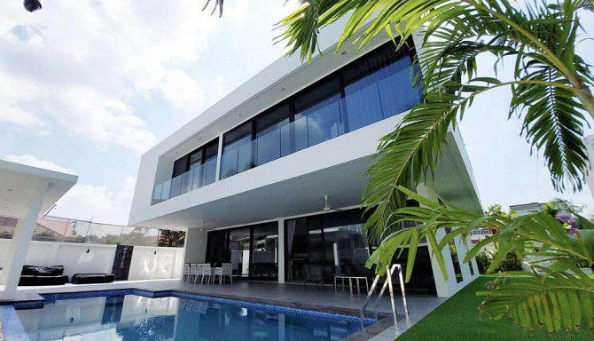 Luxury 750 SQM Villa for Sale in Pratumnak Hill Pattaya - photo 16
