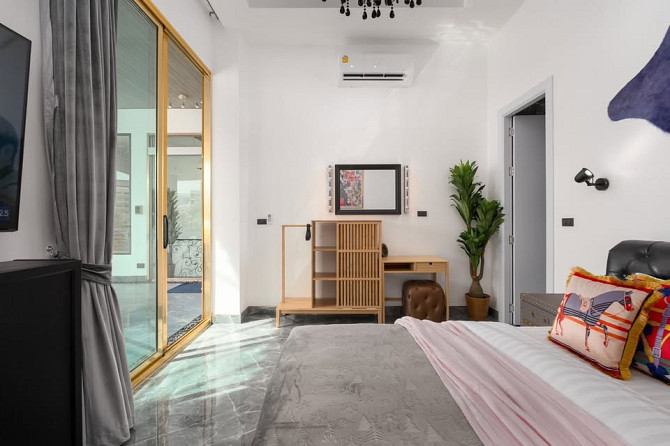 10 Bedroom Luxury Pool Villa for Sale in Jomtien Pattaya - photo 6