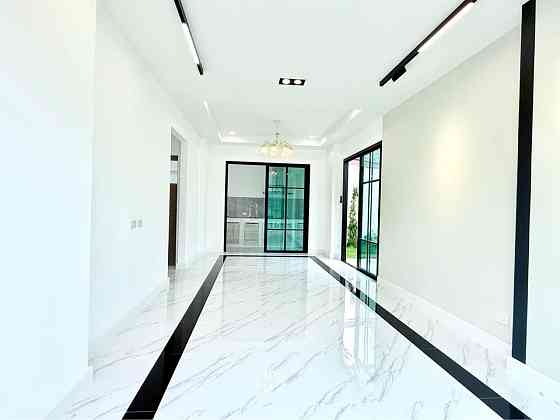 4 Bedroom Pool Villa for Sale in Chalong ภูเก็ต