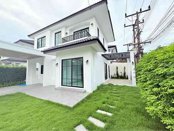 4 Bedroom Pool Villa for Sale in Chalong ภูเก็ต